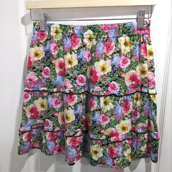 New Vero Moda | Easy Floral Frill Mini Skirt - Picture 2 of 7